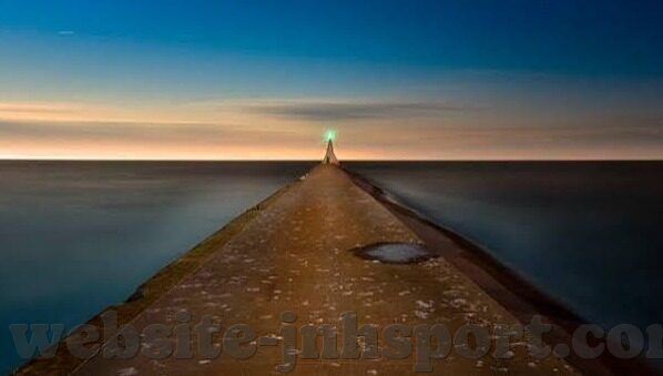 中葡足球比赛比分-中葡足球对决，比分背后的战术博弈与未来启示
